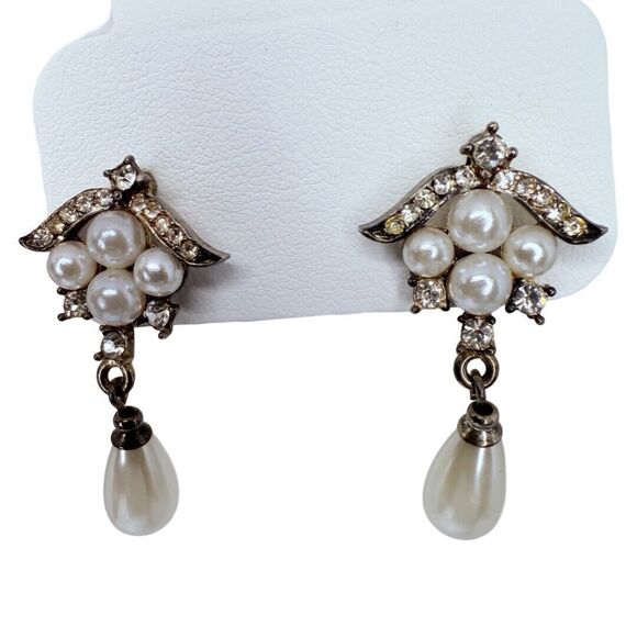 VTG White Faux Pearl Jewelry Set Necklace Earrings Teardrop Wedding Jewelry - Picture 6 of 10